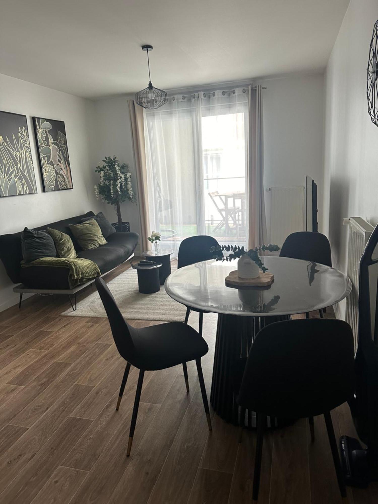 Cosy House A 6 Min Du Rer A Et Psa Apartment Carrières-sous-Poissy Exterior foto